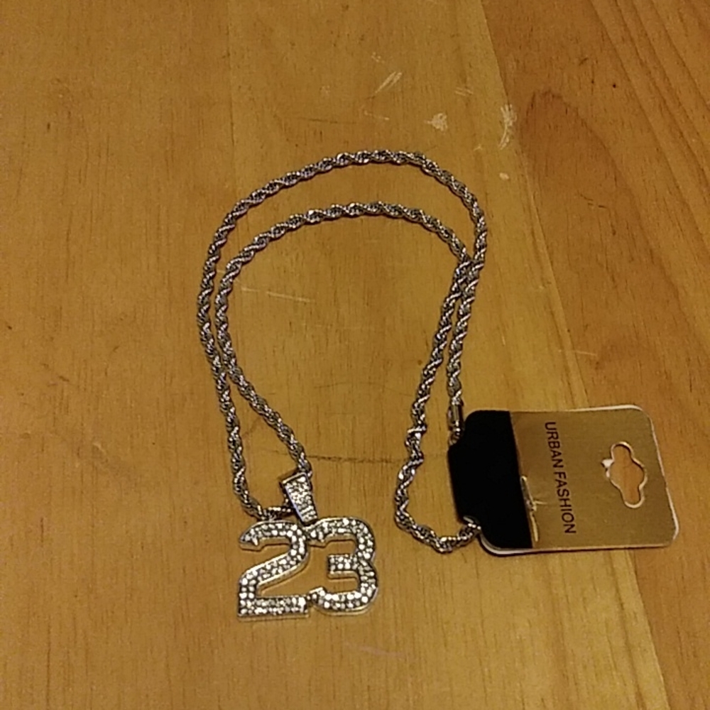 Men silver necklace